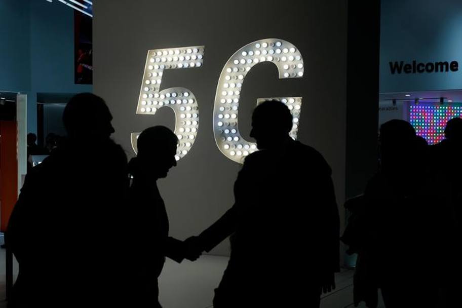 Uno dei temi che ha riguardato praticamente tutti gli espositori del Mobile world congress di Barcellona  la connettivit 5G che sar fino a 20 volte pi veloce del 4G. Afp